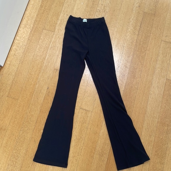 Sun-Deh yoga pants - Picture 1 of 2